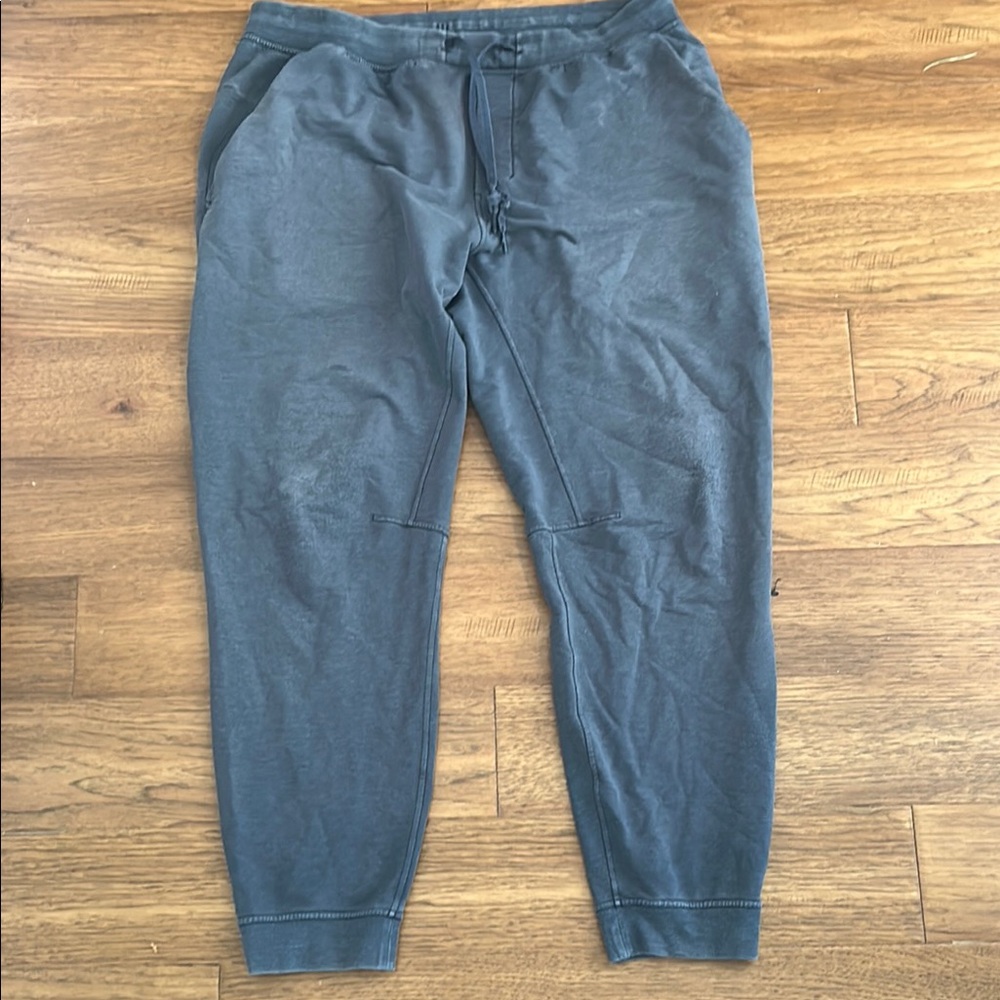 Lululemon Athletica Gray Sweatpants for Ultimate Comfort